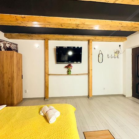 Venus Central Lux Studio 크라이오바 외부 사진